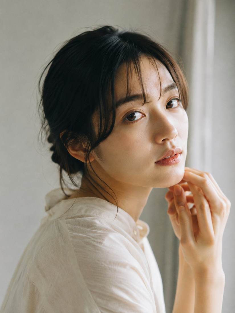自然光で撮影したクローズアップポートレート